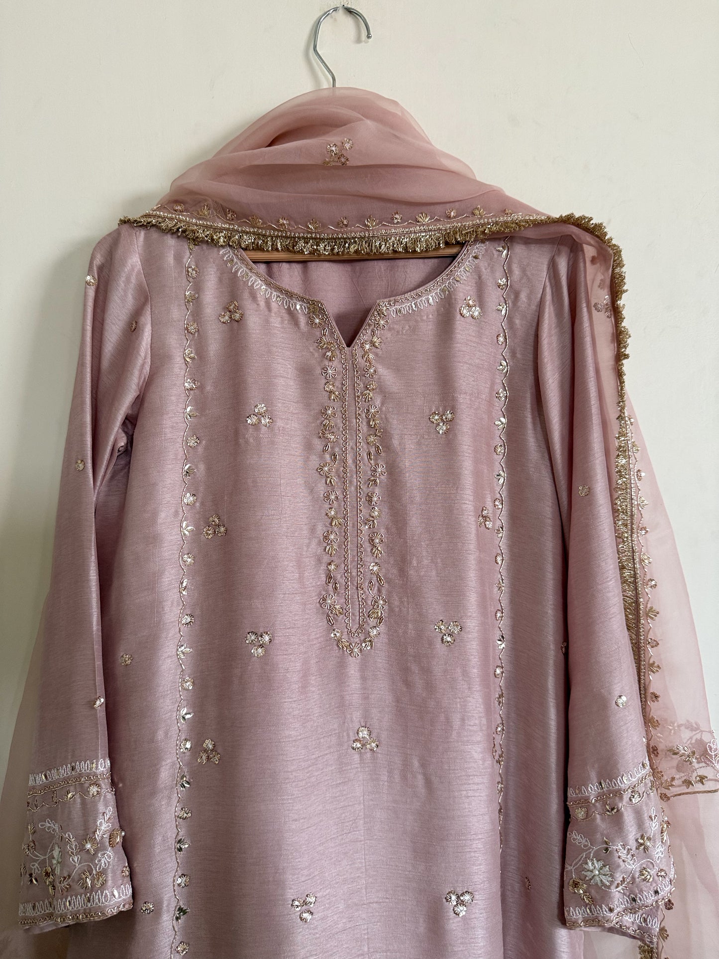 Zohra Pink