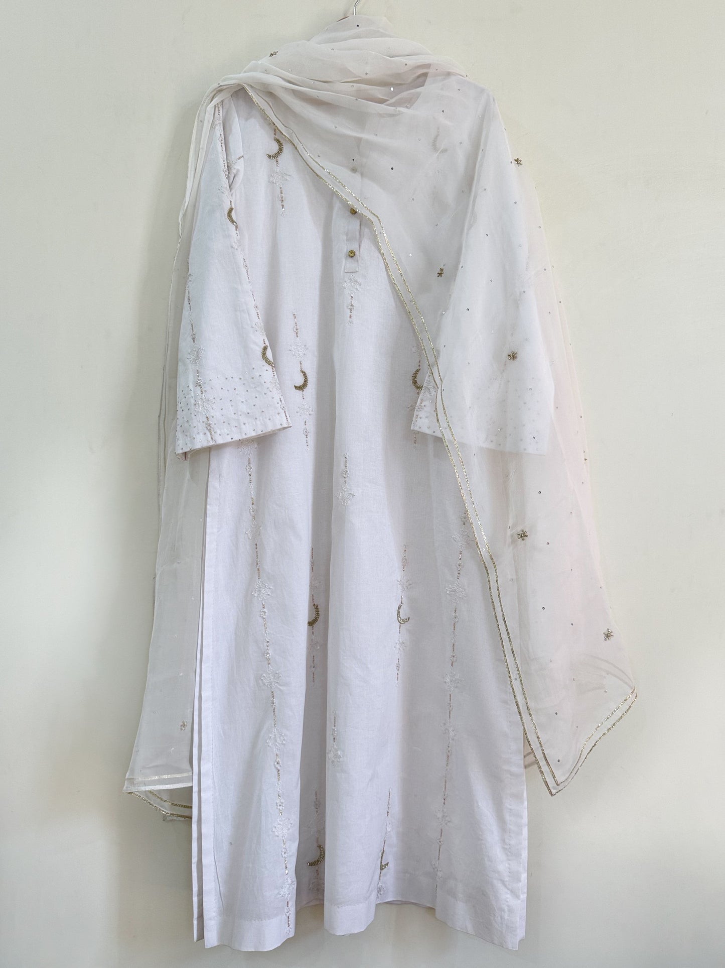 Chand White