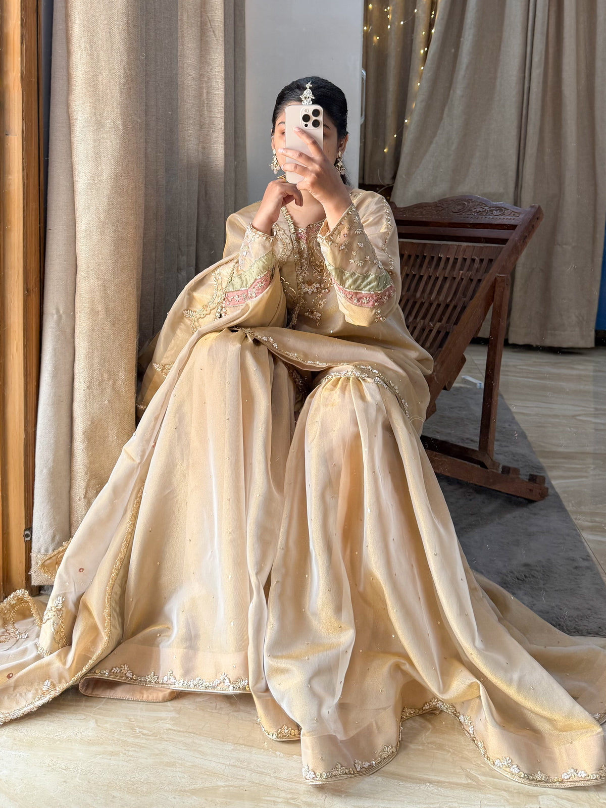 Nargis Gold